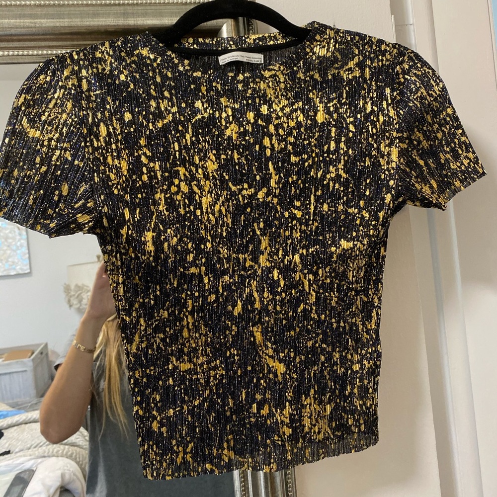 ZARA Cool short sleeve top, a little bit cropped.